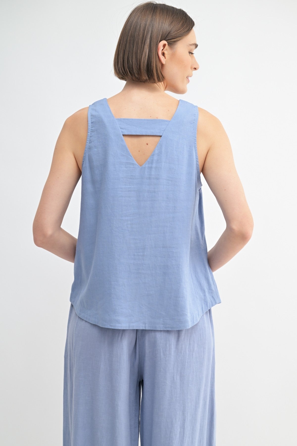 Linen Blend Back V-Cut Top
