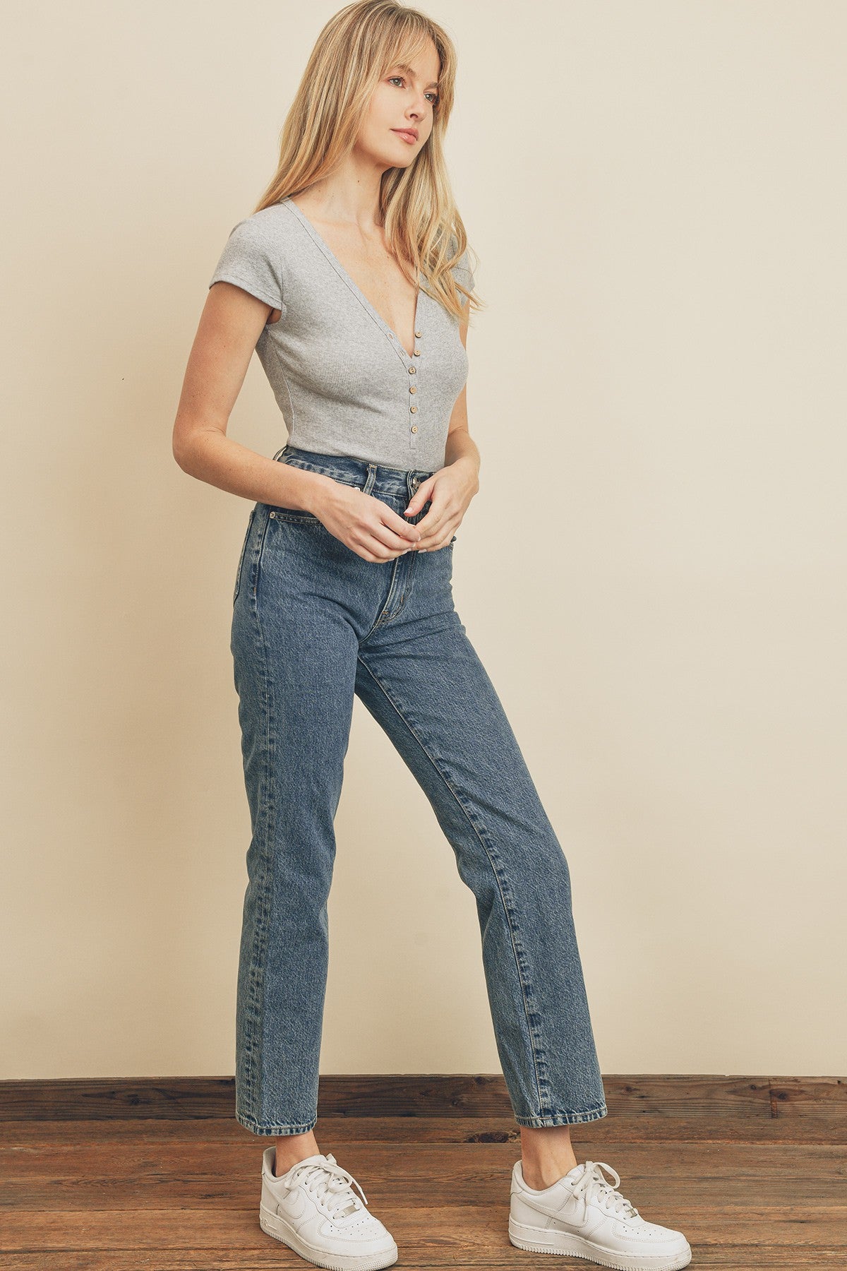 Ribbed Bodysuit with Buttons