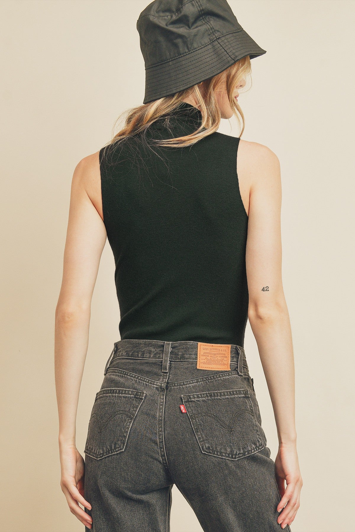 Knitted Sleeveless turtleneck Bodysuit