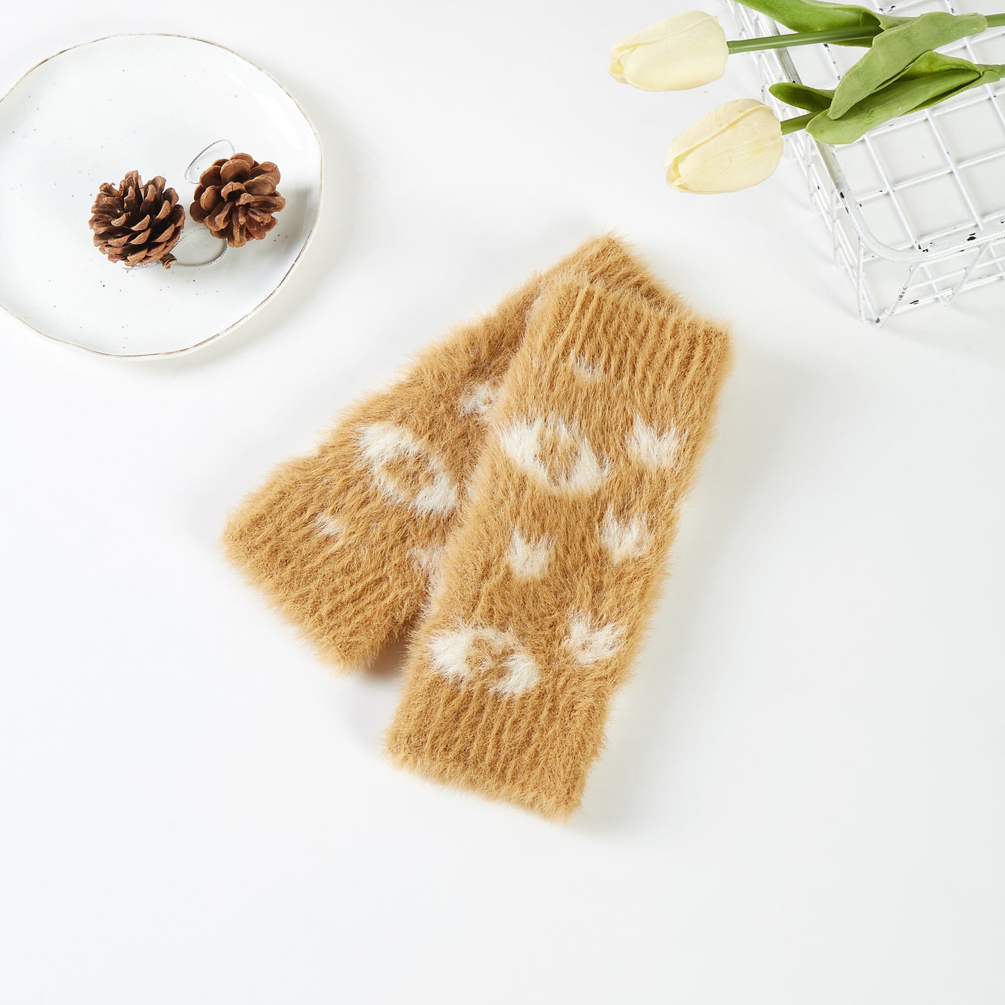Mini Flower Chenille Gloves