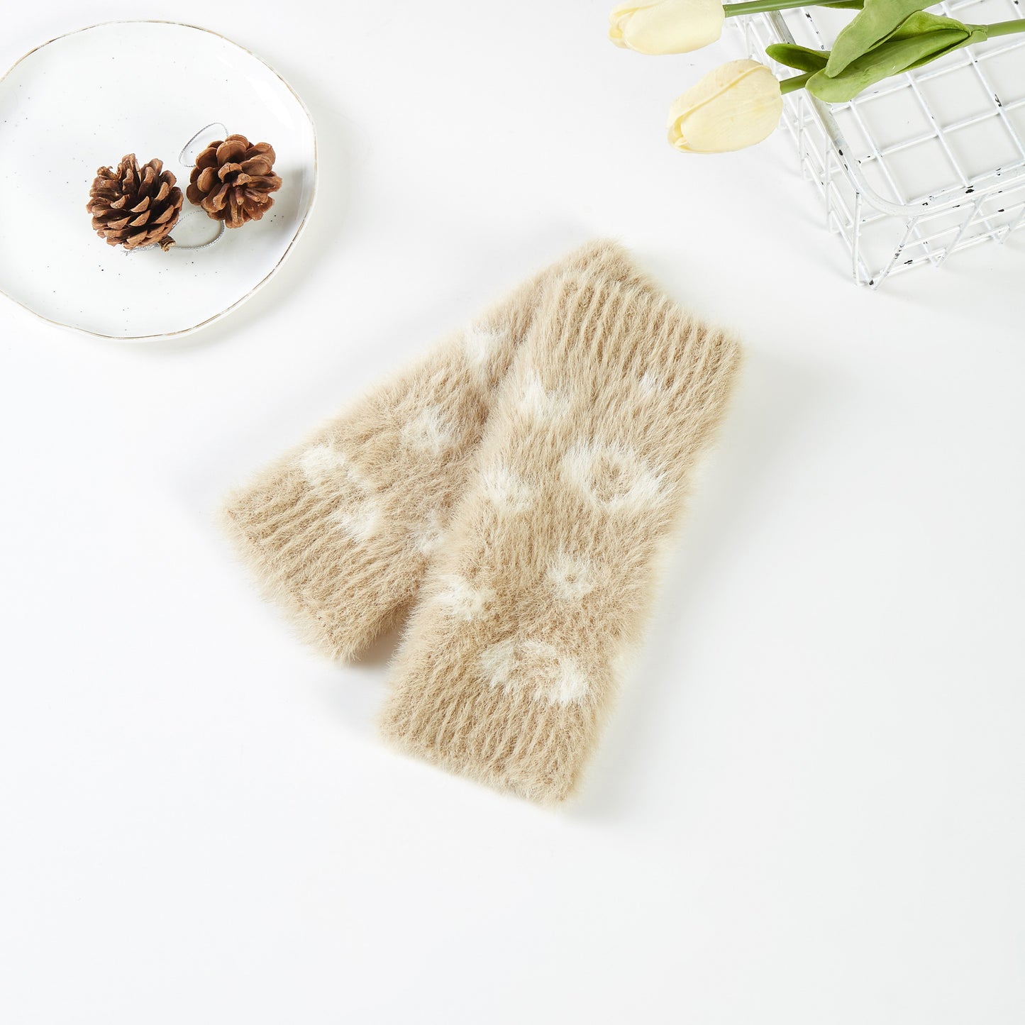 Mini Flower Chenille Gloves