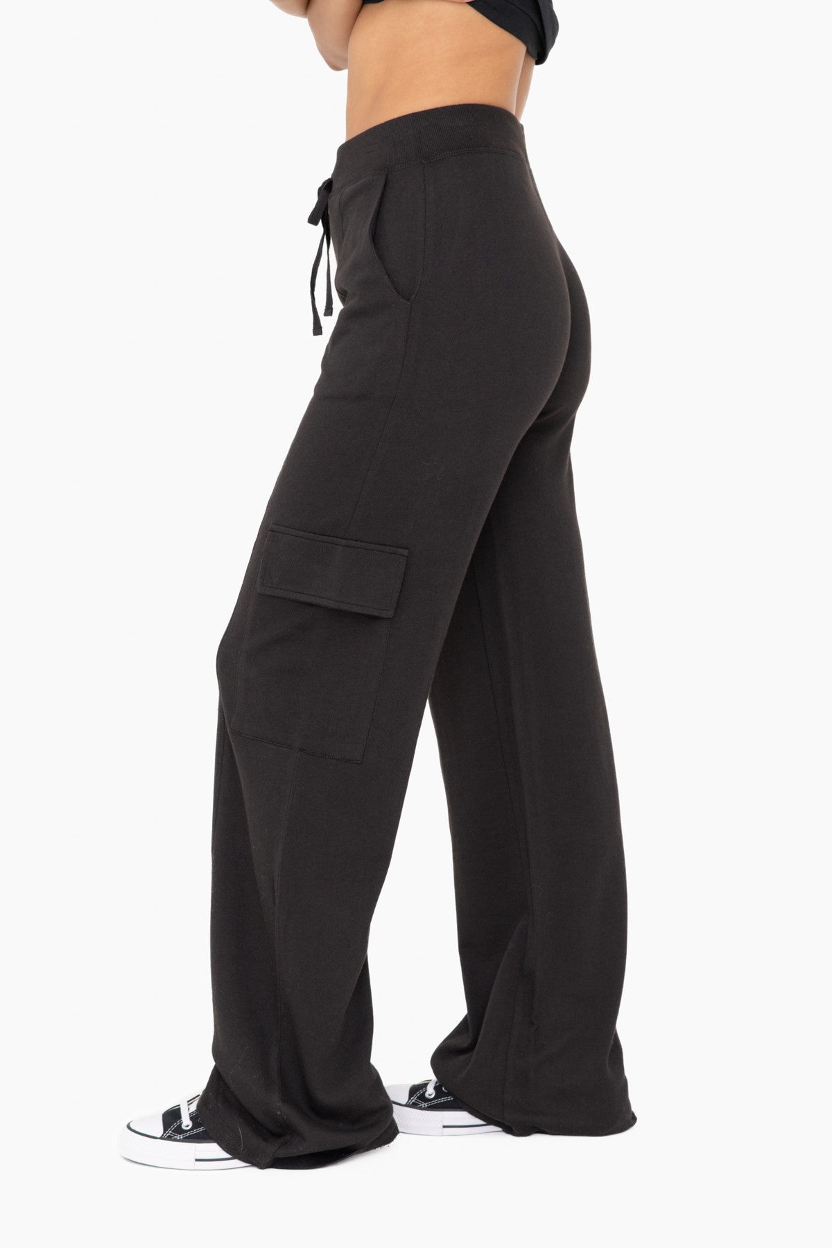 Wide Leg Cargo Pants in Black