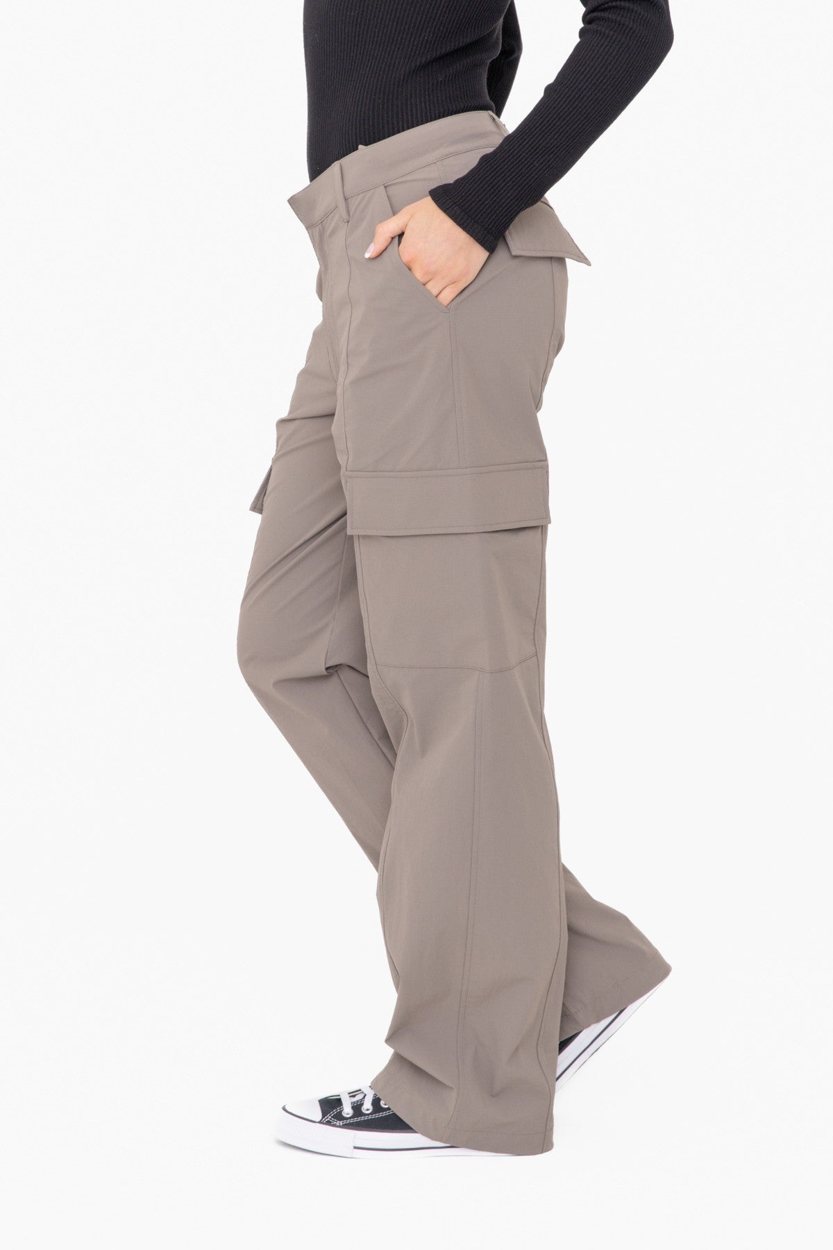 Kelsey's Cargo Pants in Olive