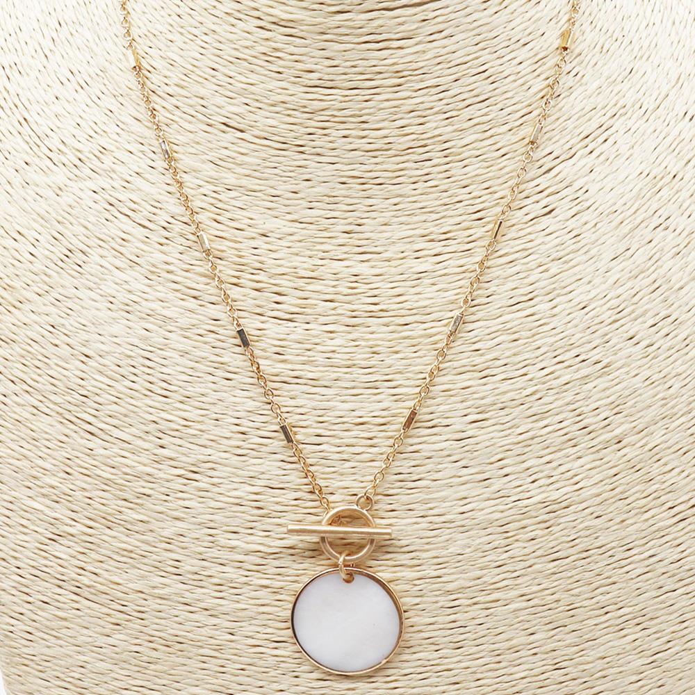 Sm. Round Shell Pendant Necklace