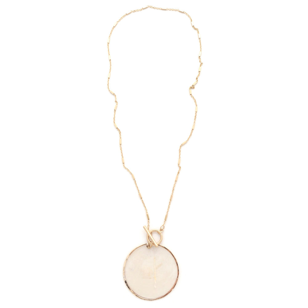 Lg. Round Shell Toggle Necklace