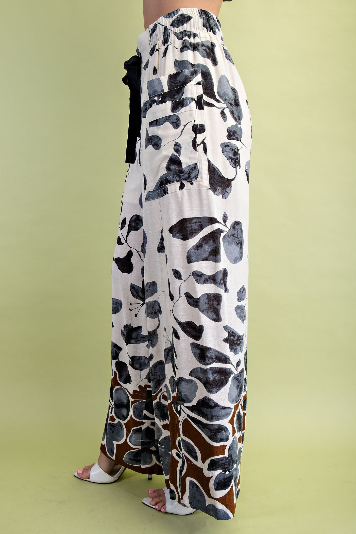 Leaf Print Wide Leg Pants