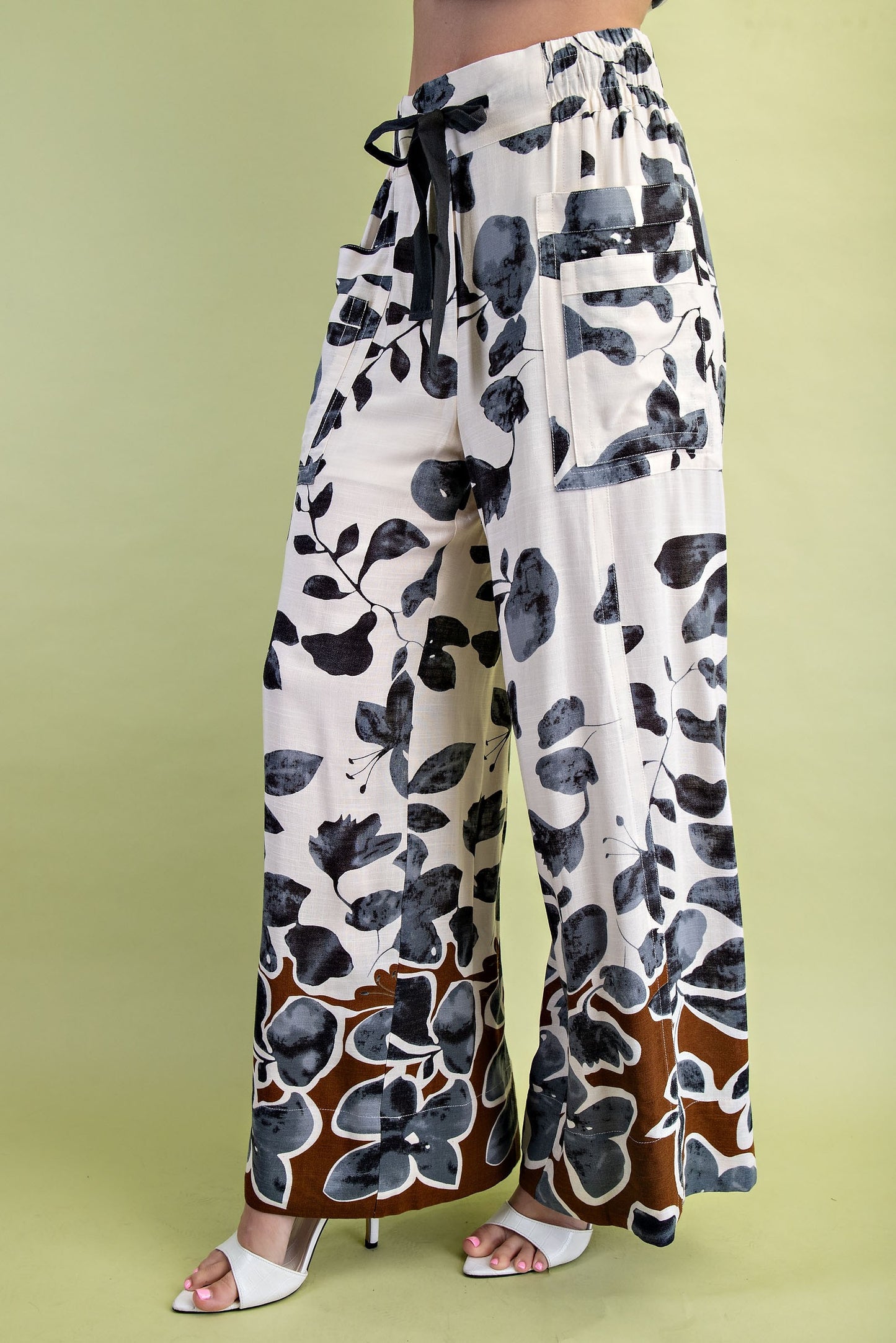 Leaf Print Wide Leg Pants