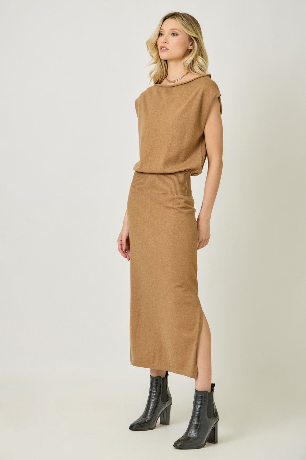 Sleeveless Sweater Dress in Camel