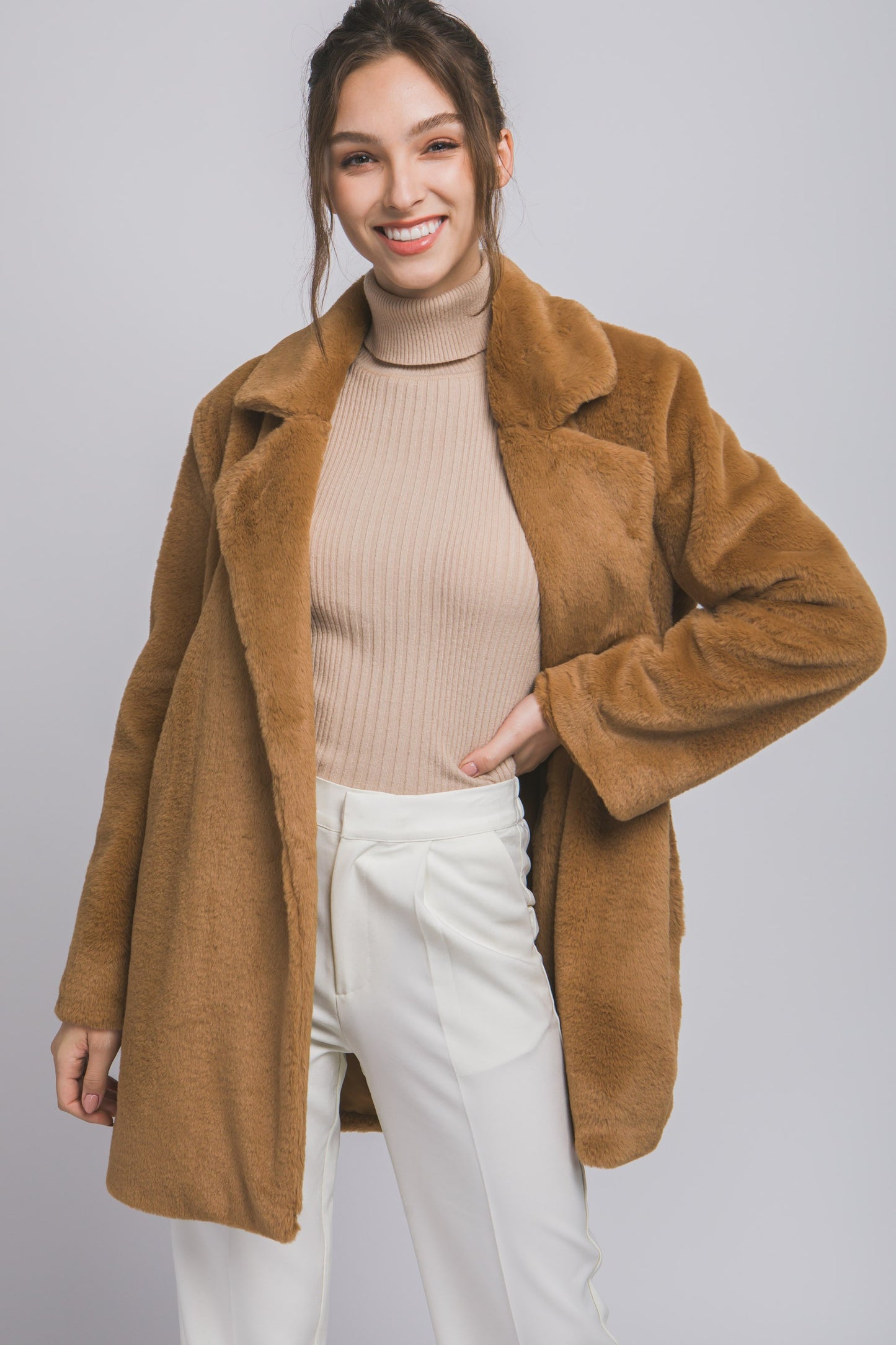 Cozy Teddy Coat in Camel