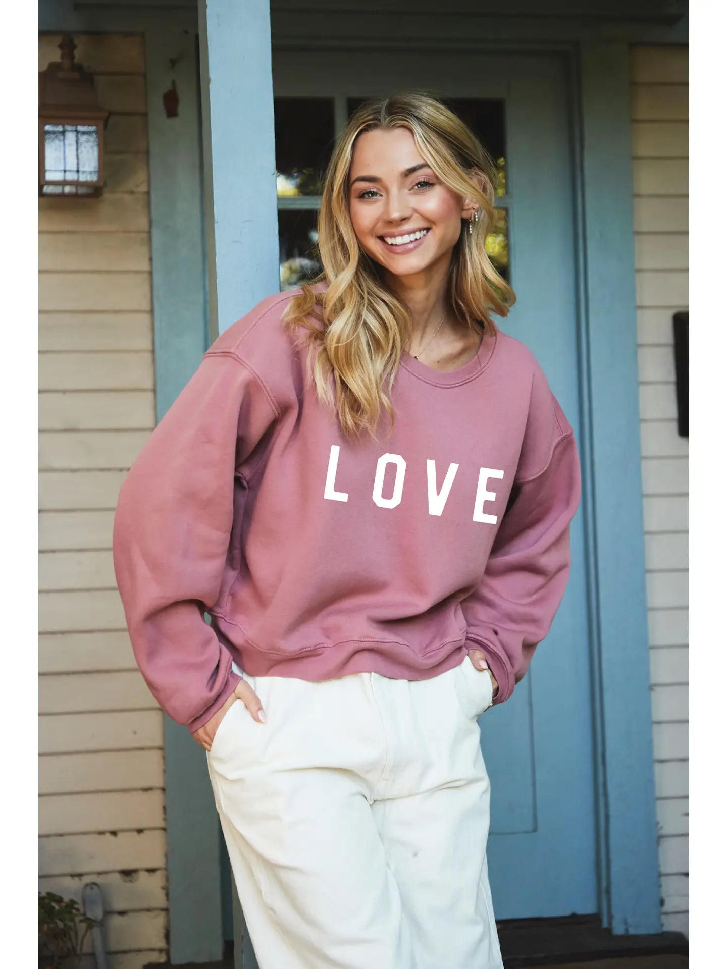 Oversized LOVE Sweatshirt