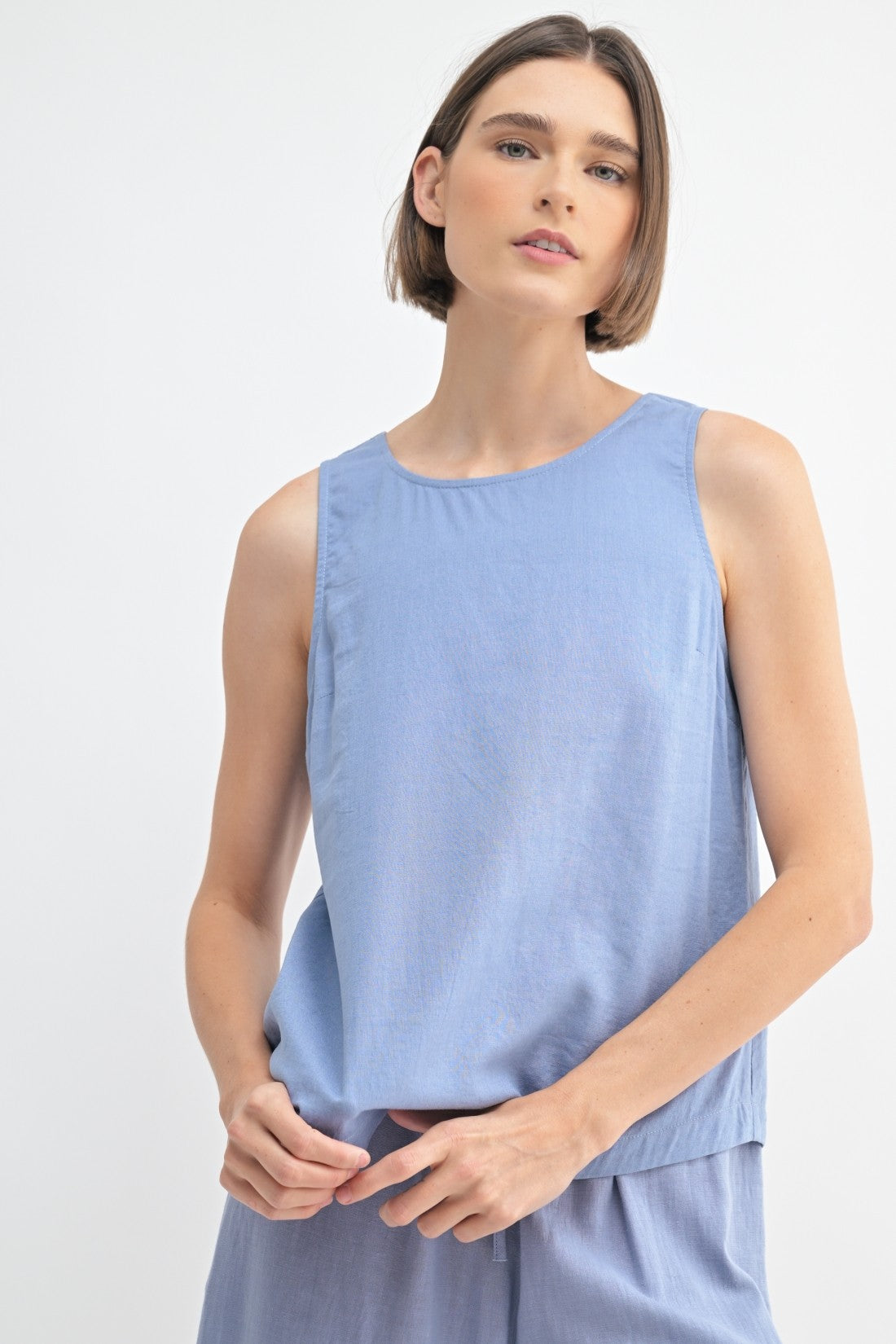 Linen Blend Back V-Cut Top