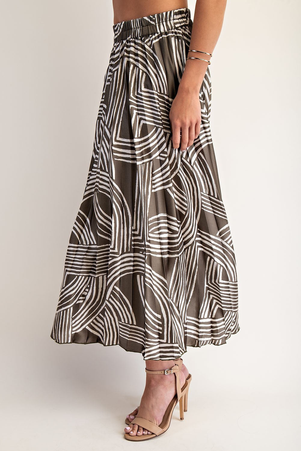 Abstract Print Pleated Midi Skirt