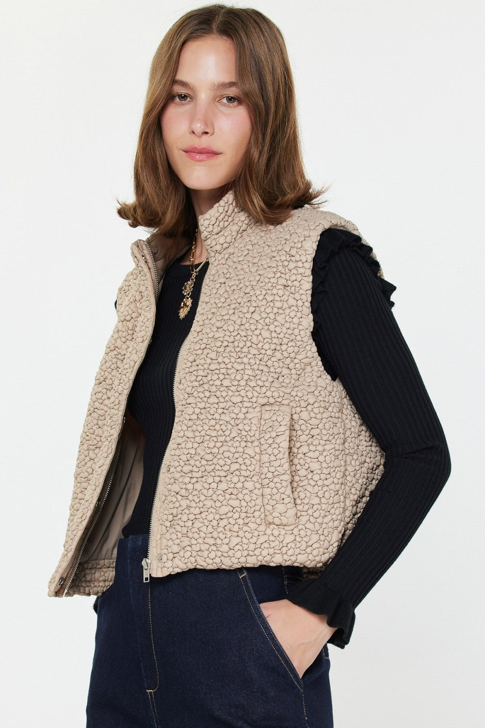 Cropped Quilting Vest in Taupe