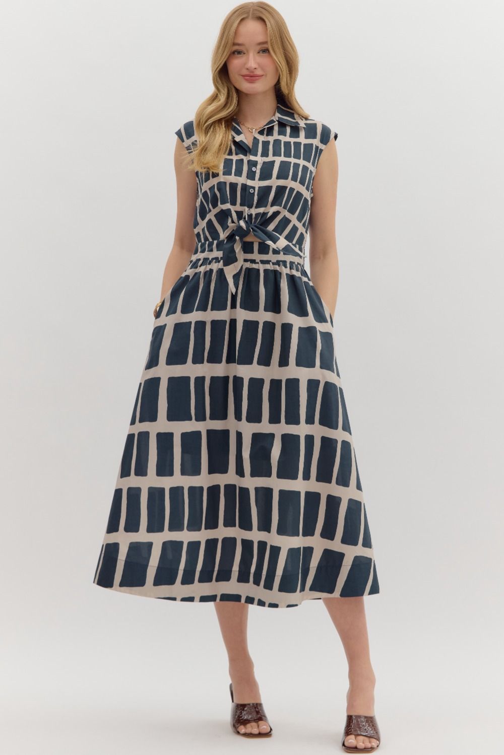 Abstract Print Sleeveless Midi Dress