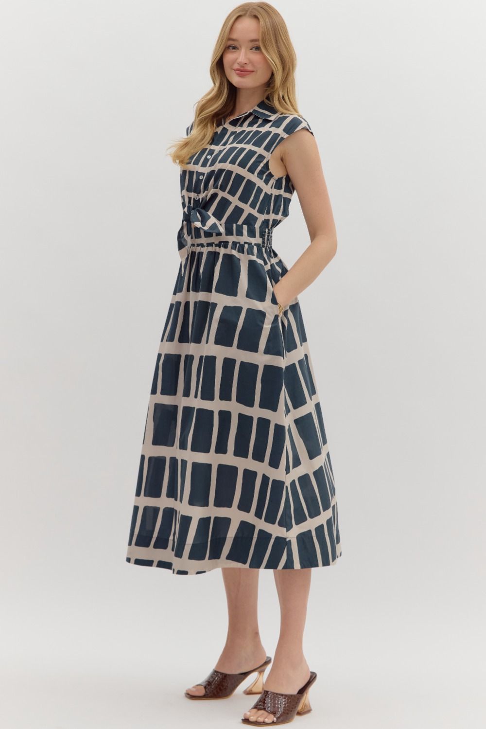 Abstract Print Sleeveless Midi Dress