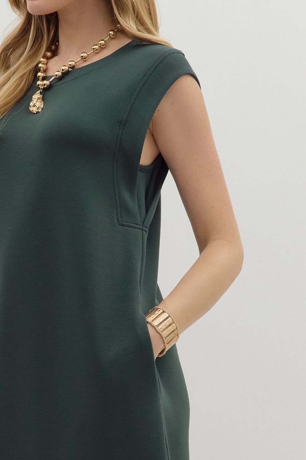 Solid Jersey Knit Pullover Midi Dress in Forest