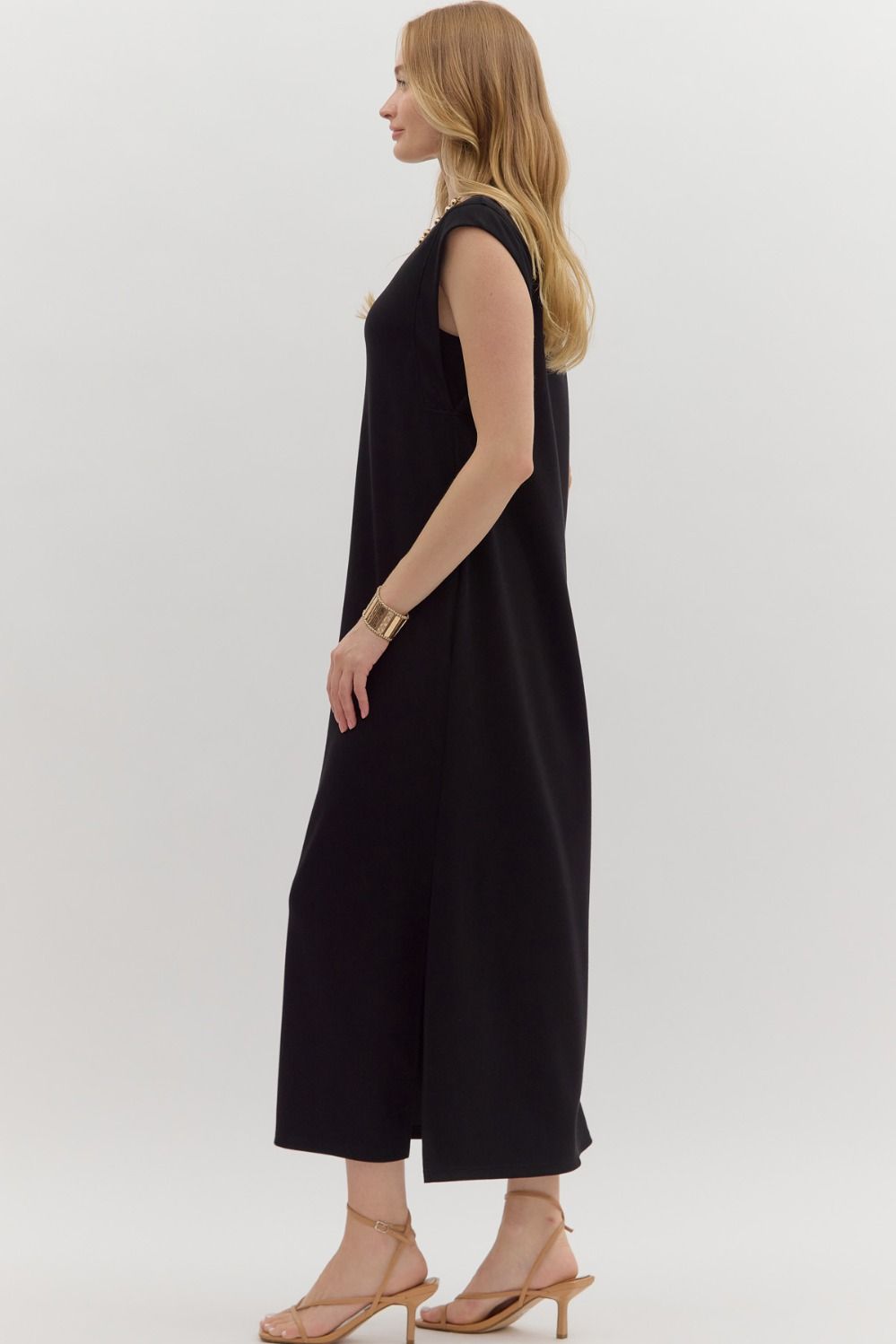 Solid Jersey Knit Pullover Midi Dress in Black