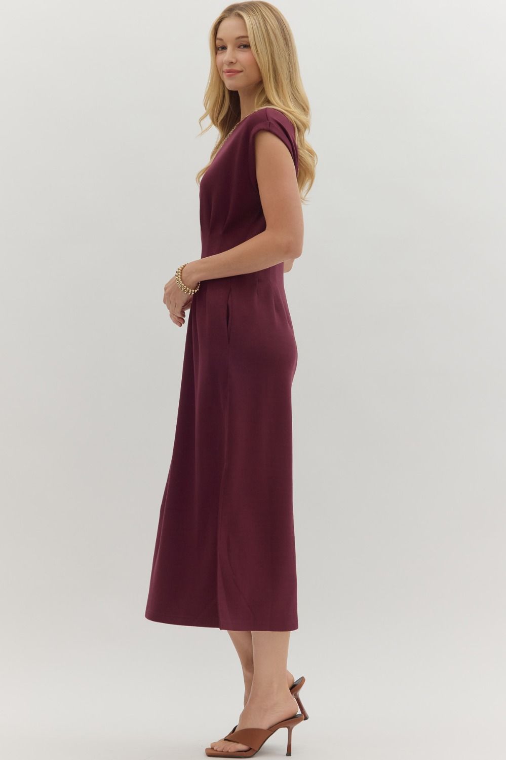 Solid Cap Sleeve Dress in Maroon