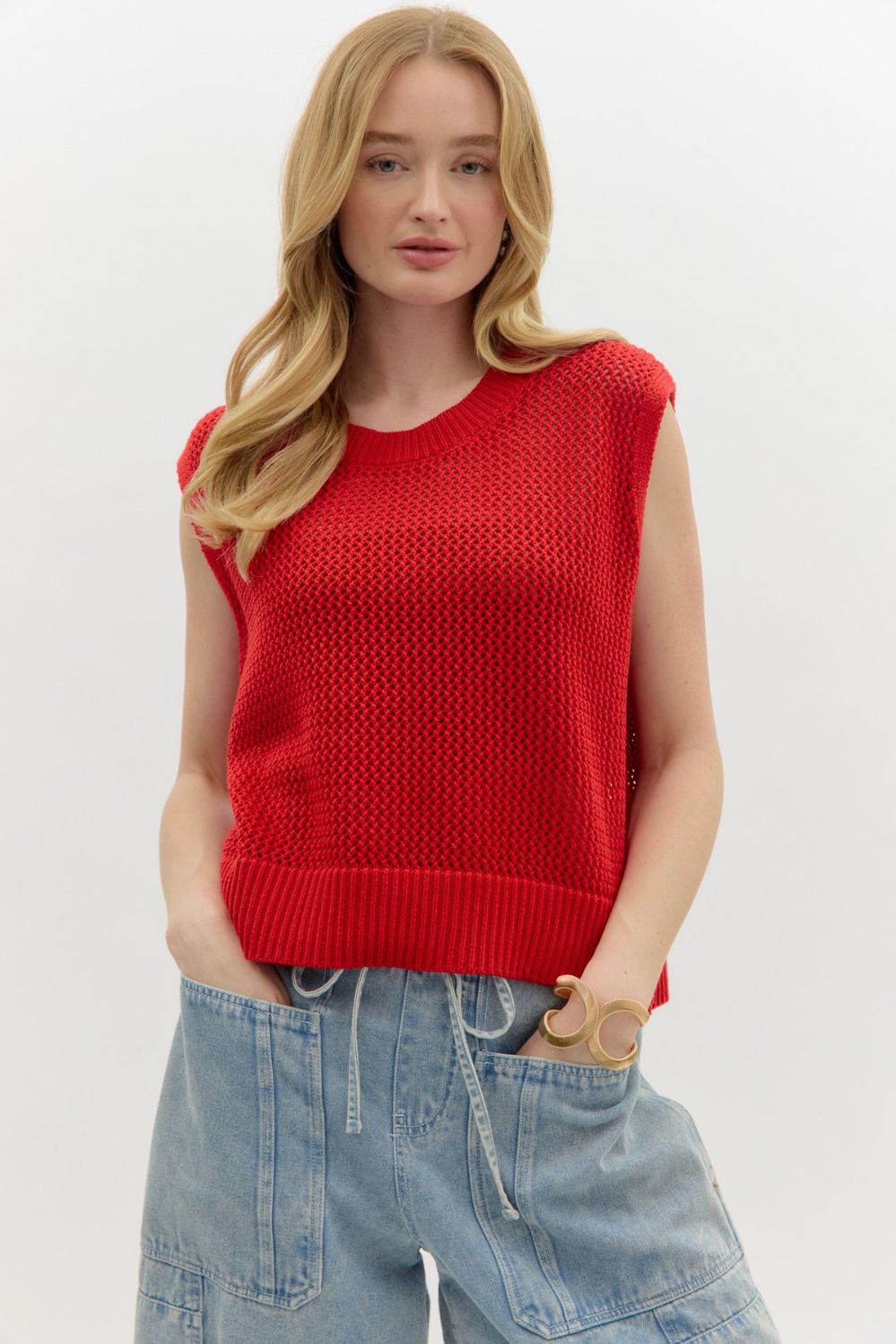 Red Knit Sleeveless Pullover