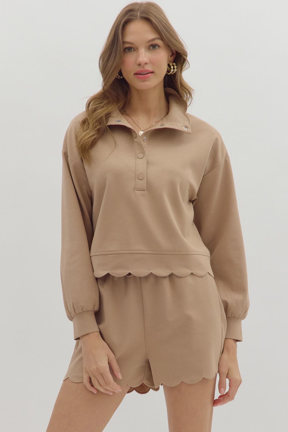 Scallop Pullover Top in Mocha