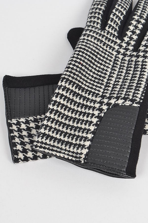 Black Plaid Gloves