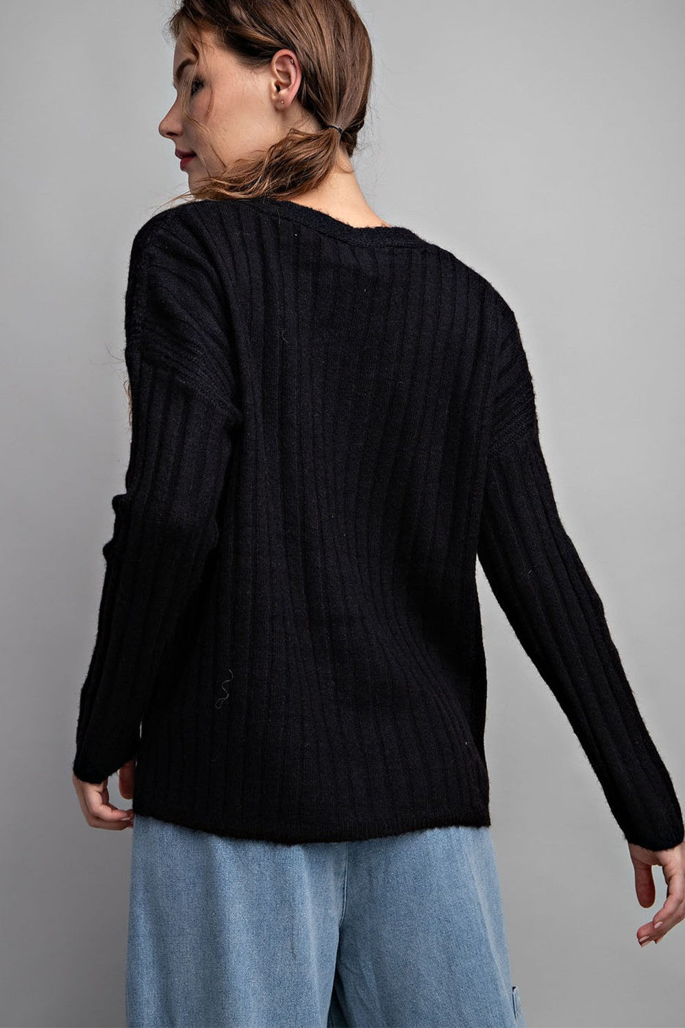 Curvy Knit Sweater in Black