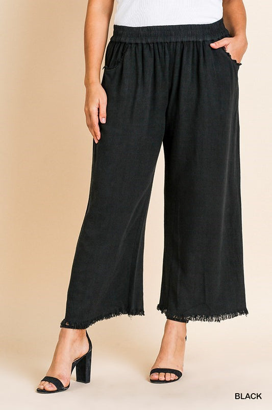 Curvy Frayed Hem Linen Blend Pants