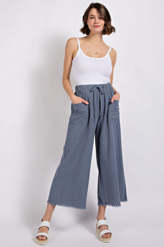 Frayed Hem Cropped Pants in Slate Blue