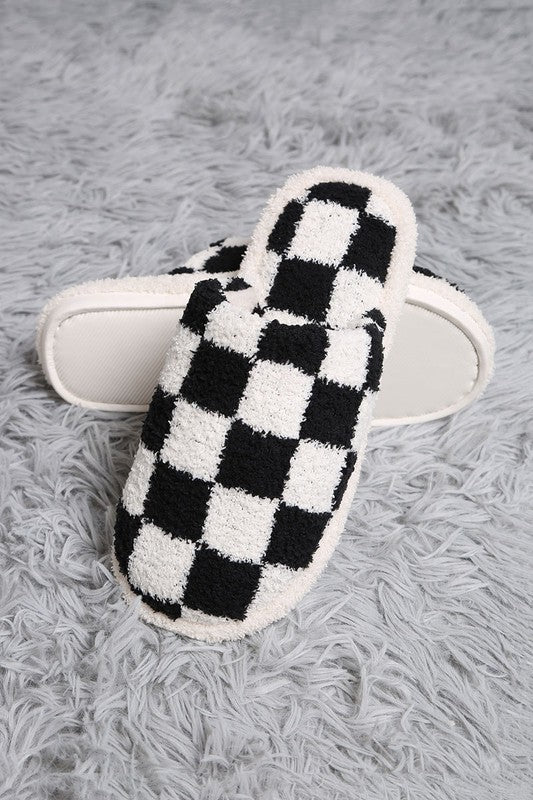 Checkered Slippers in Black