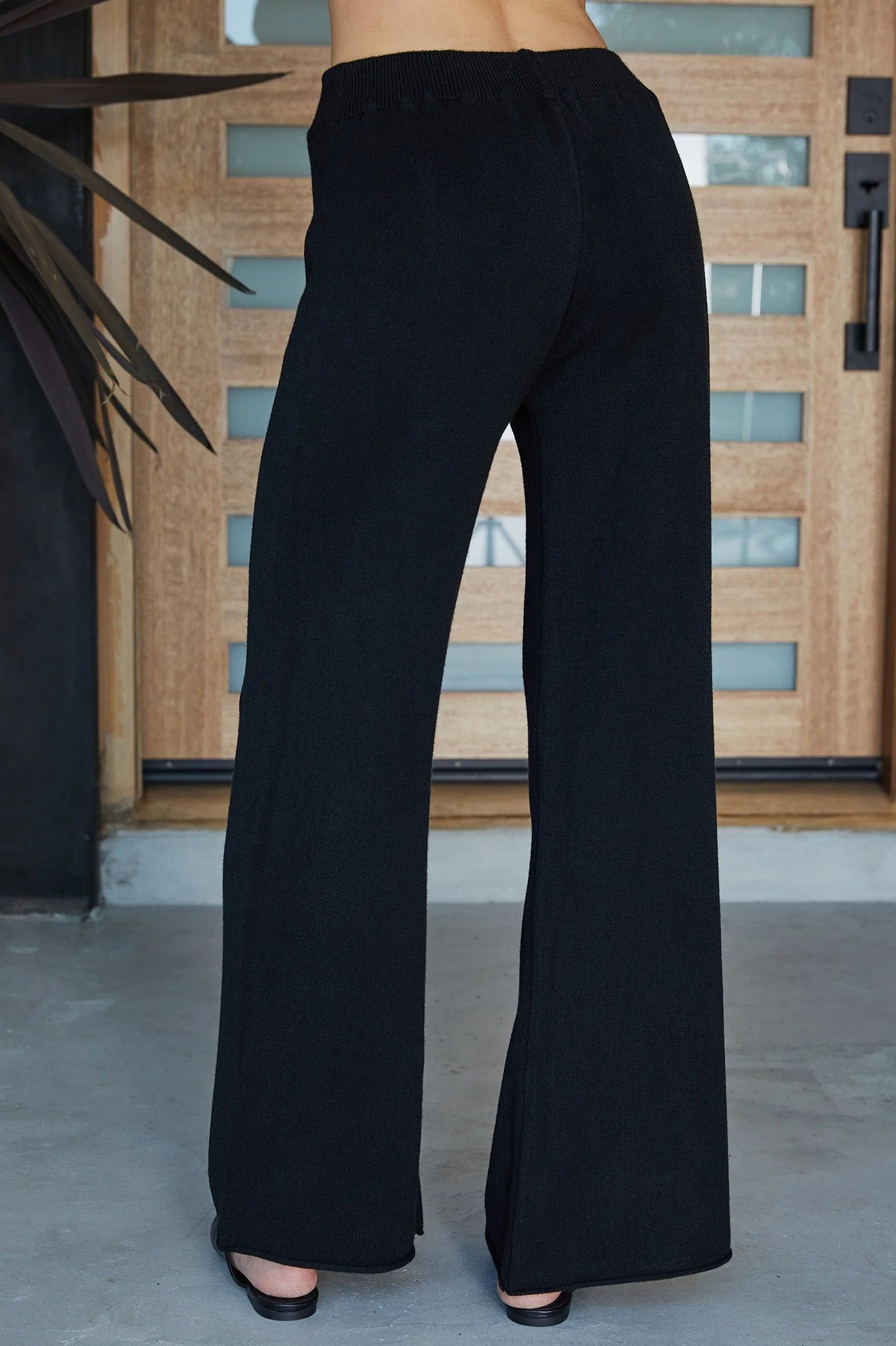 Italian Cozy Flared Pant in Black