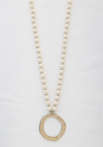 Circle Pendant Beaded Necklace