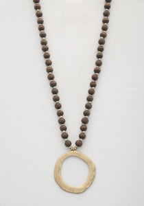 Circle Pendant Beaded Necklace