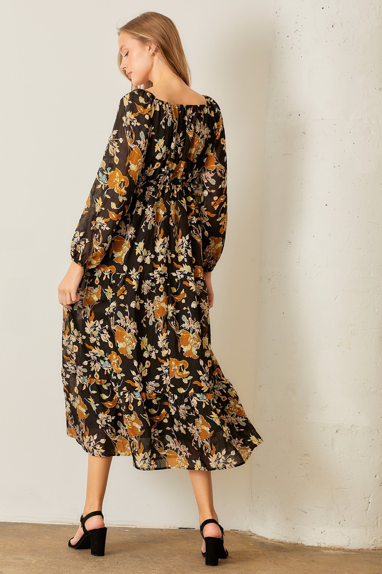 Fall Tiered Puff Sleeve Midi Dress