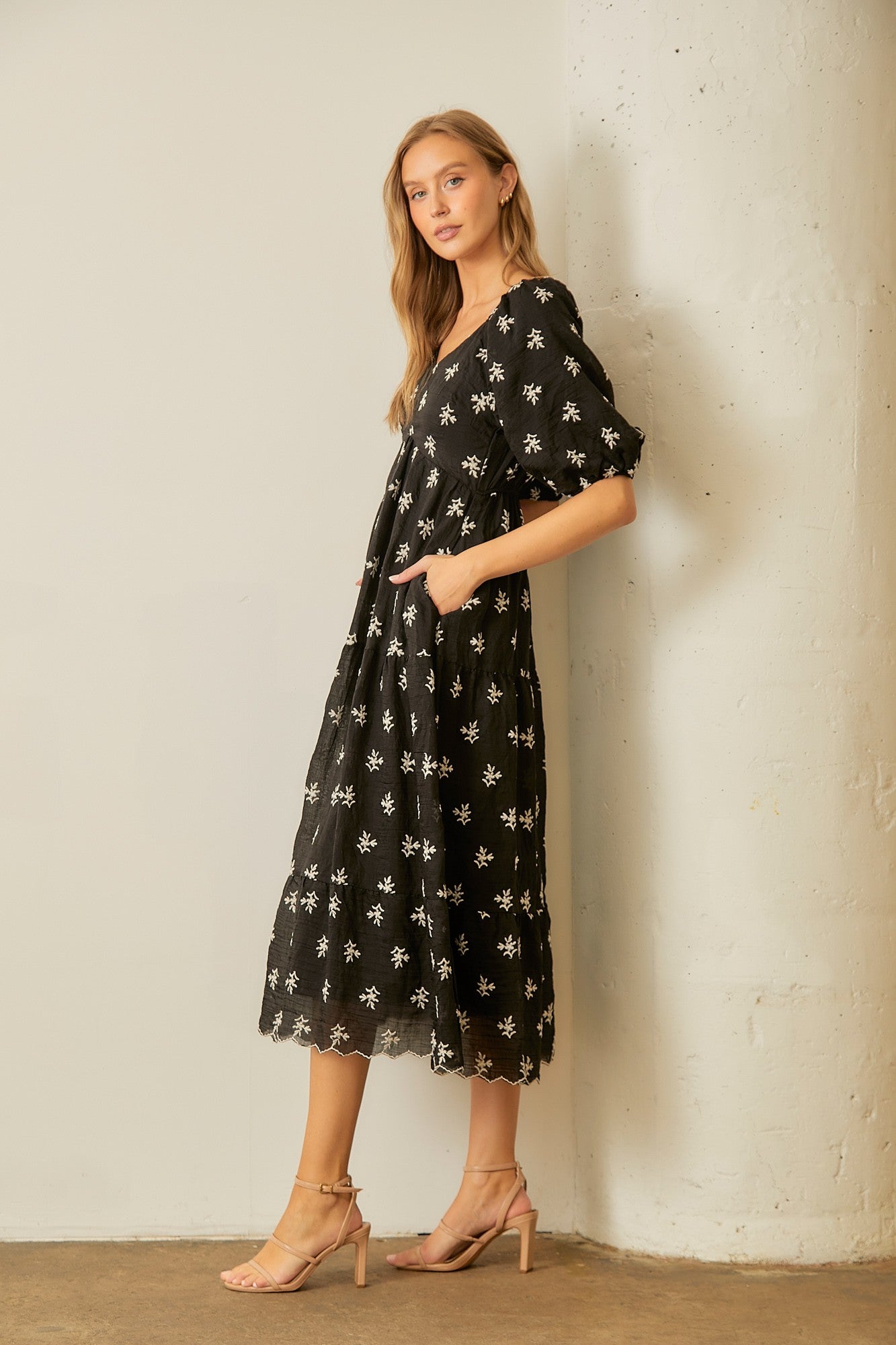 Textured Floral Print Dress in Black