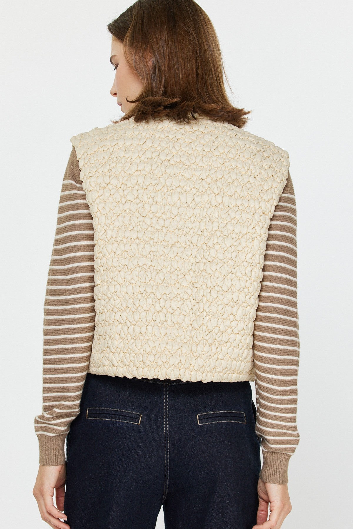 Cropped Quilting Vest in Ivory