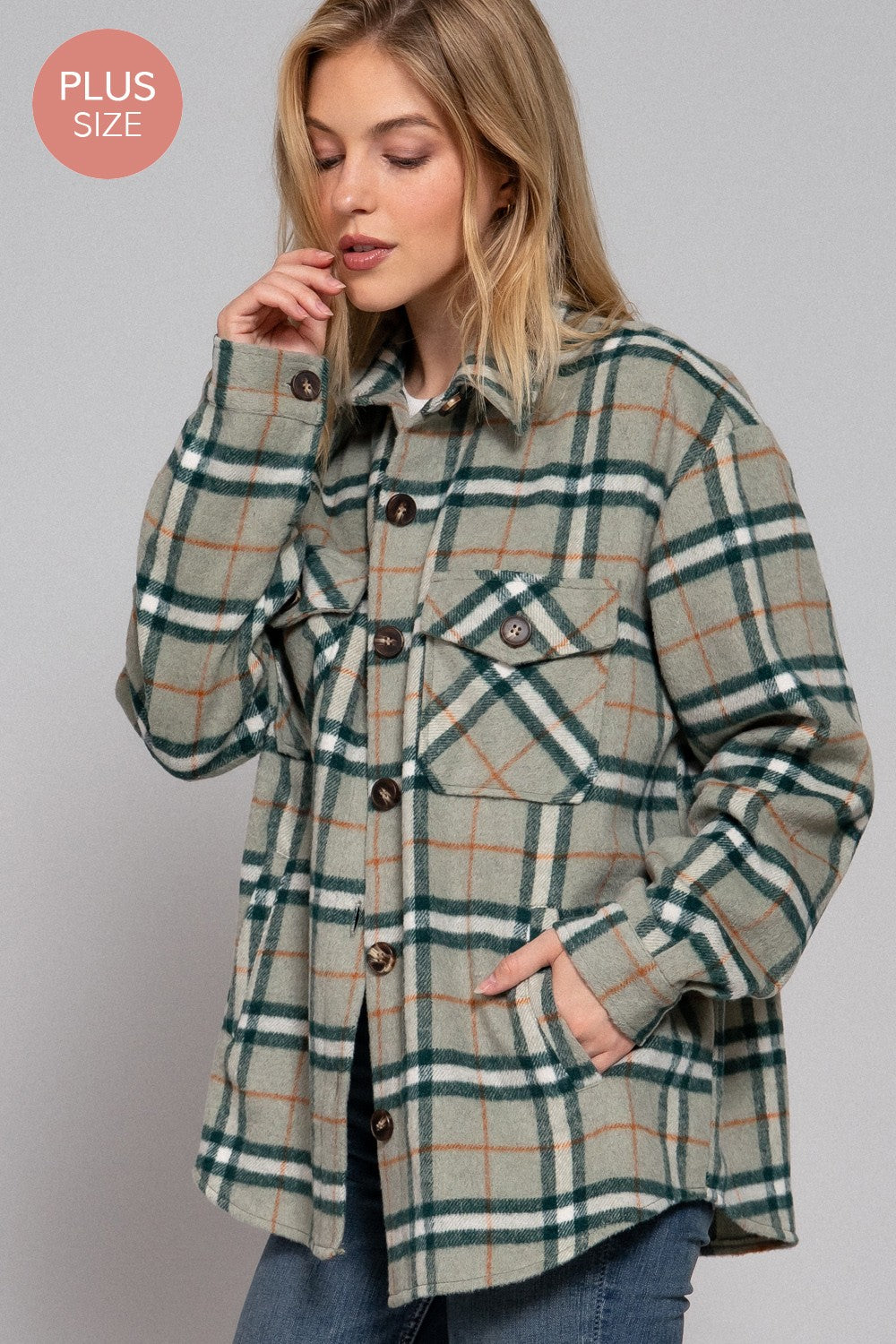 Curvy Plaid Jacket in Green