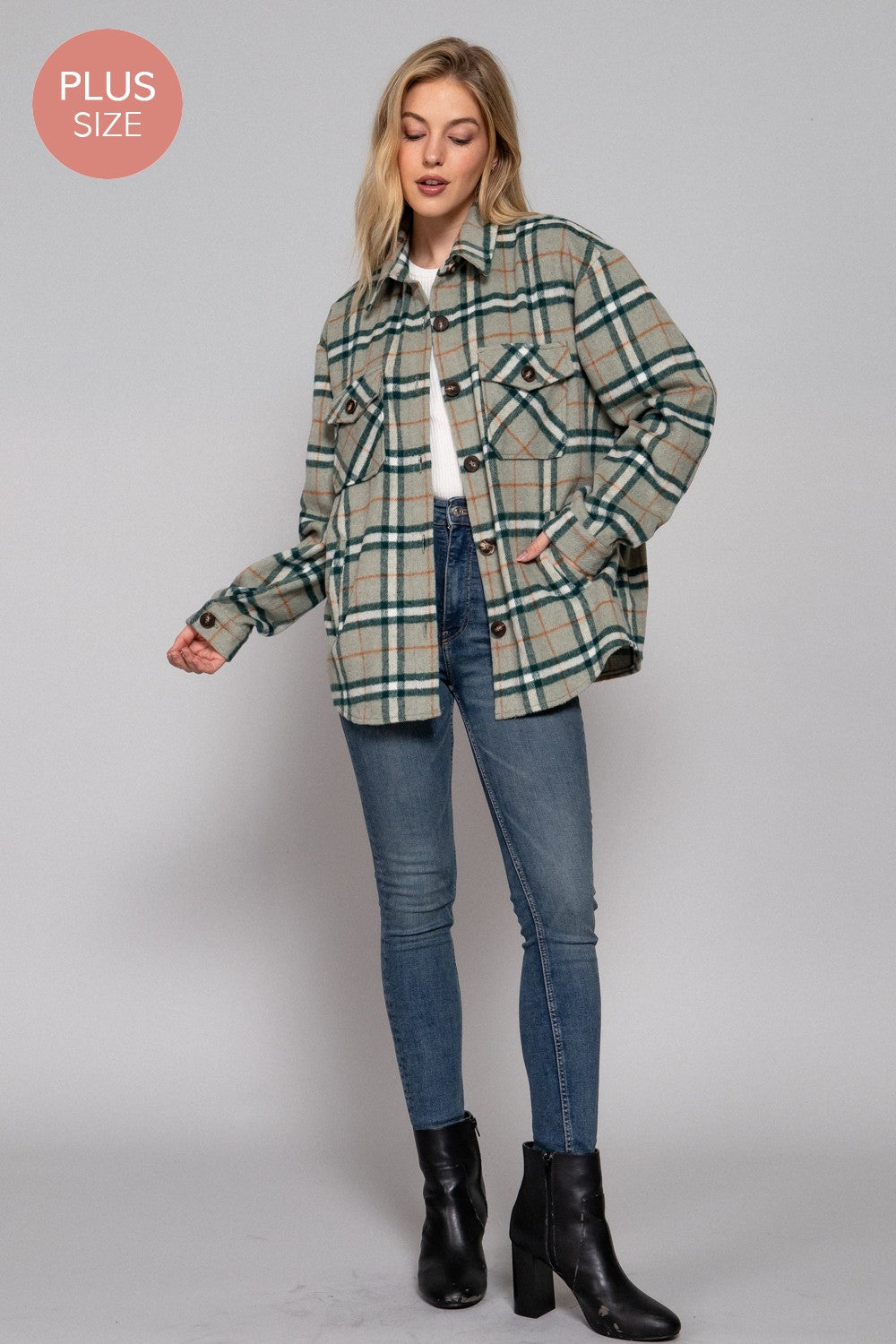 Curvy Plaid Jacket in Green