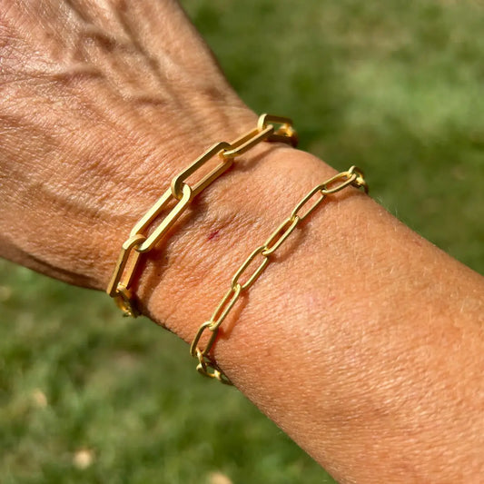 Matte Gold Paperclip Bracelet