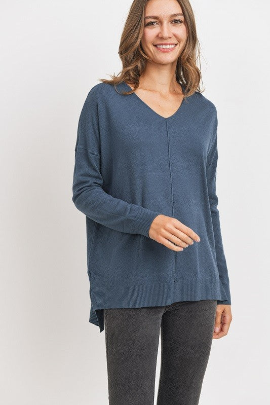 V-Neck Hi/Low Sweater in Teal