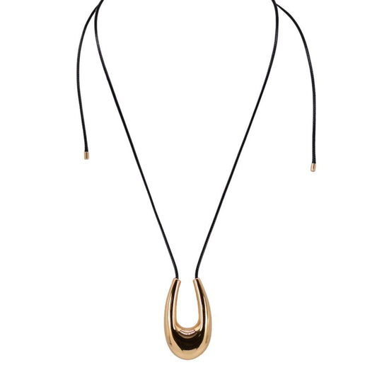 Metal U Pendant Necklace