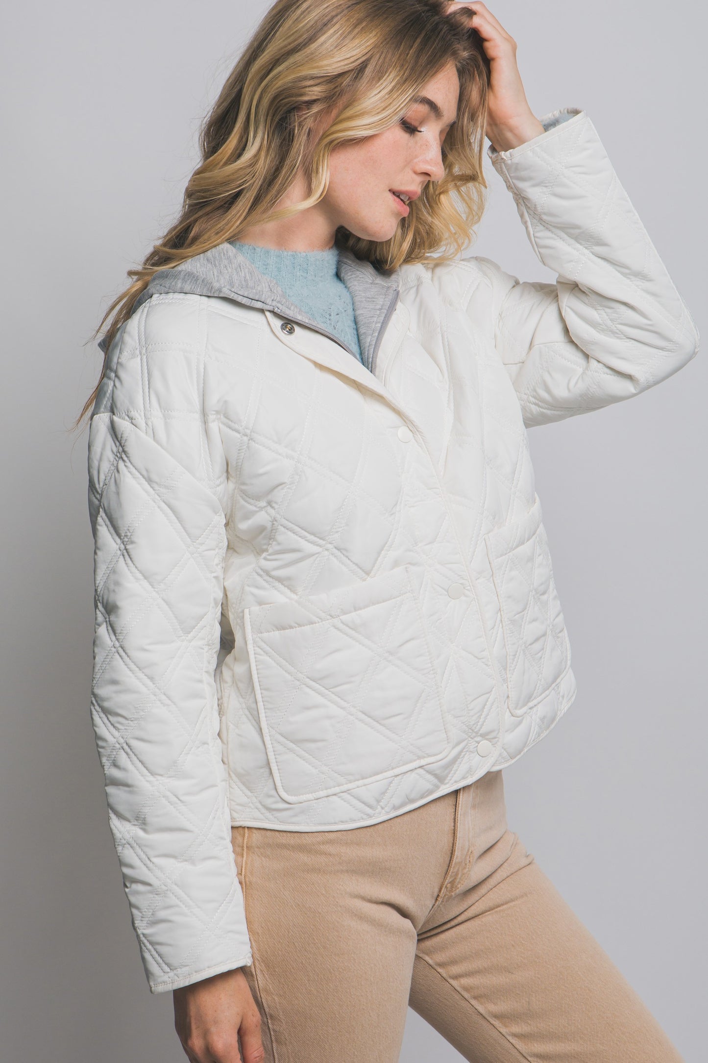 Contrast Puffer Jacket in Ivory