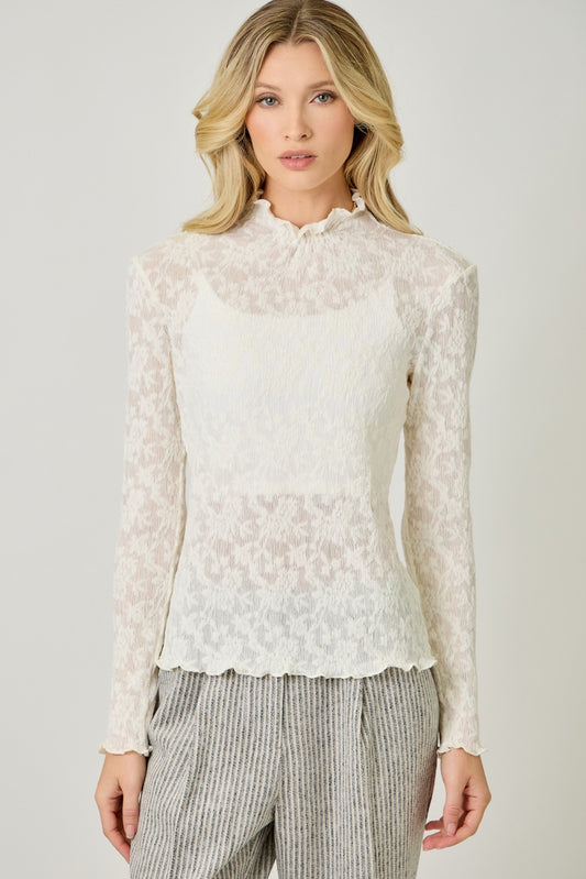 Lettuce Edge Top in Ivory