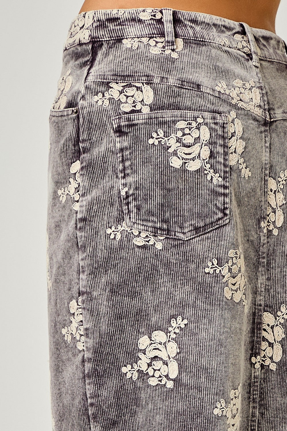Embroidered Front Slit Corduroy Skirt in Charcoal