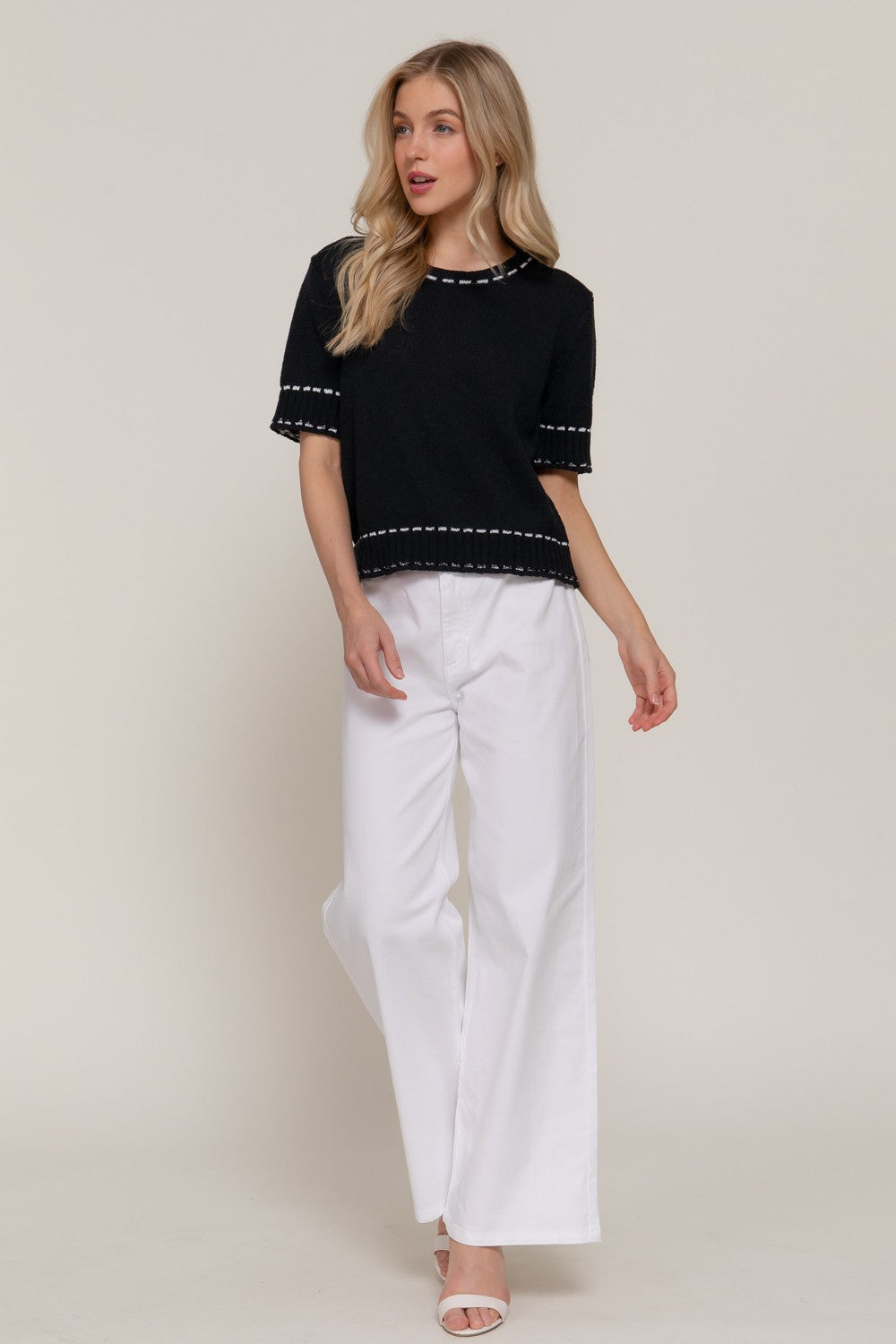 Short Sleeve Color Stitch Sweater