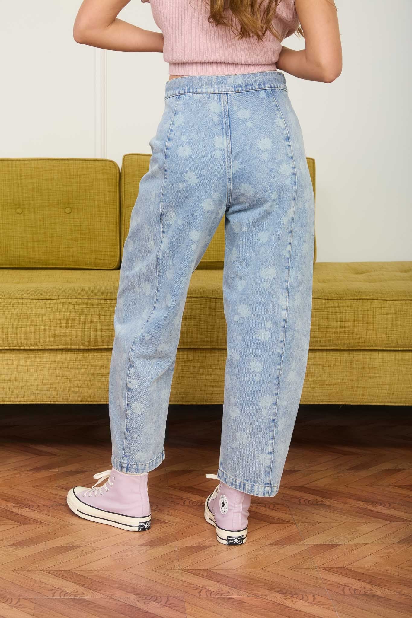 High Waist Dandelion Wash Barrel Jeans