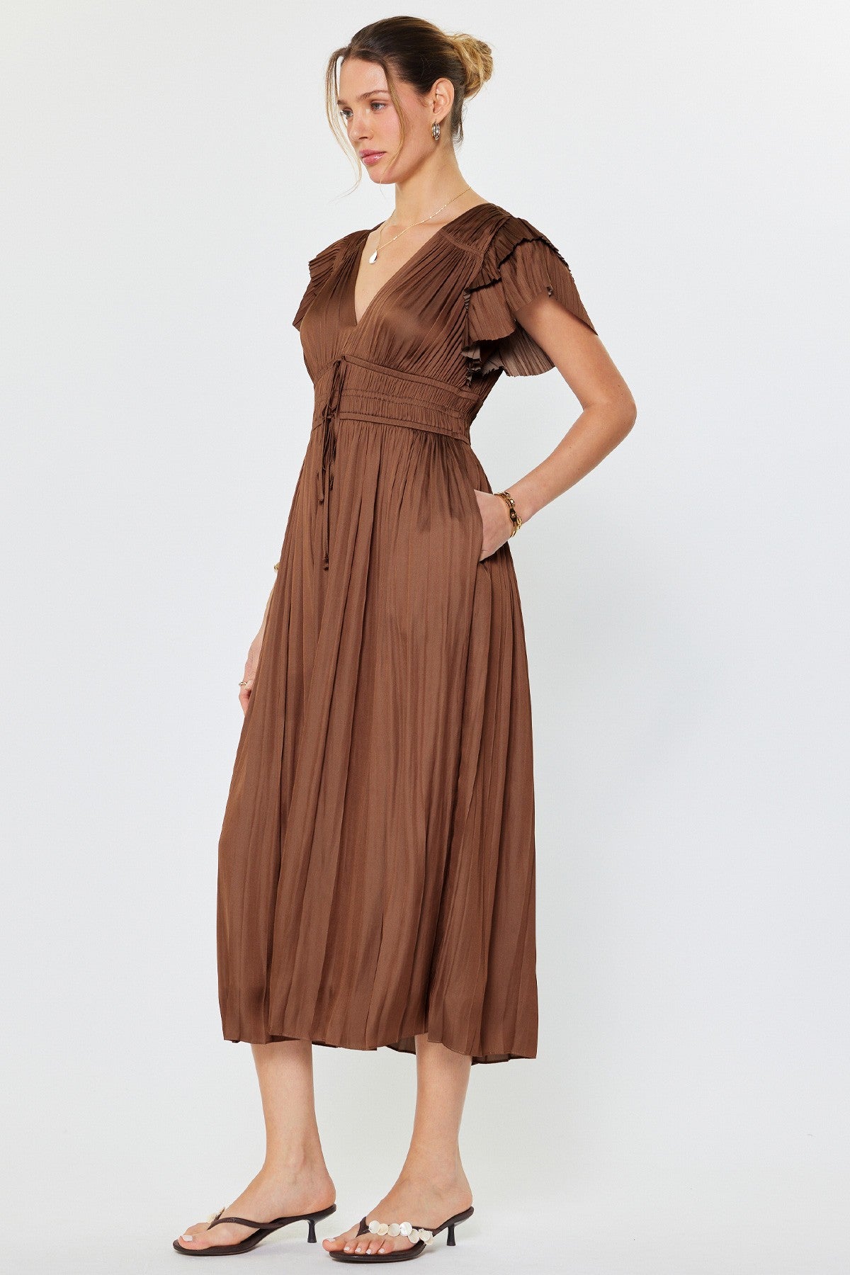 Shania Pleated Dress in Chocolate