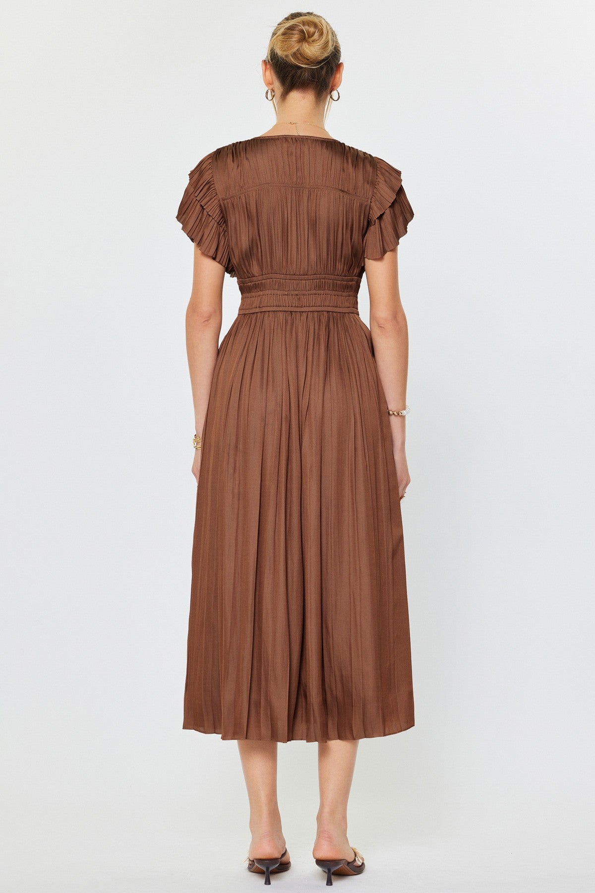 Shania Pleated Dress in Chocolate