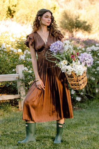 Shania Pleated Midi Dress in Chocolate