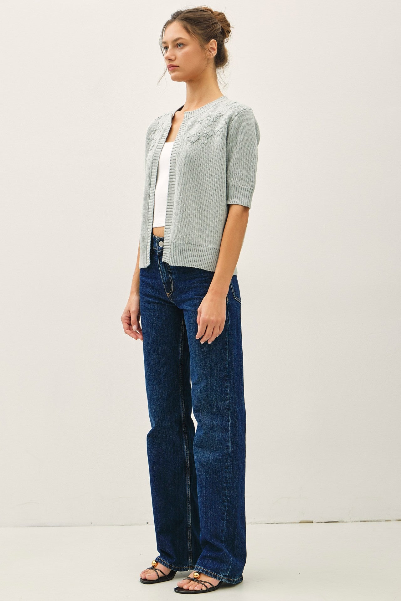 Daisy Embroidery Knit Cardigan