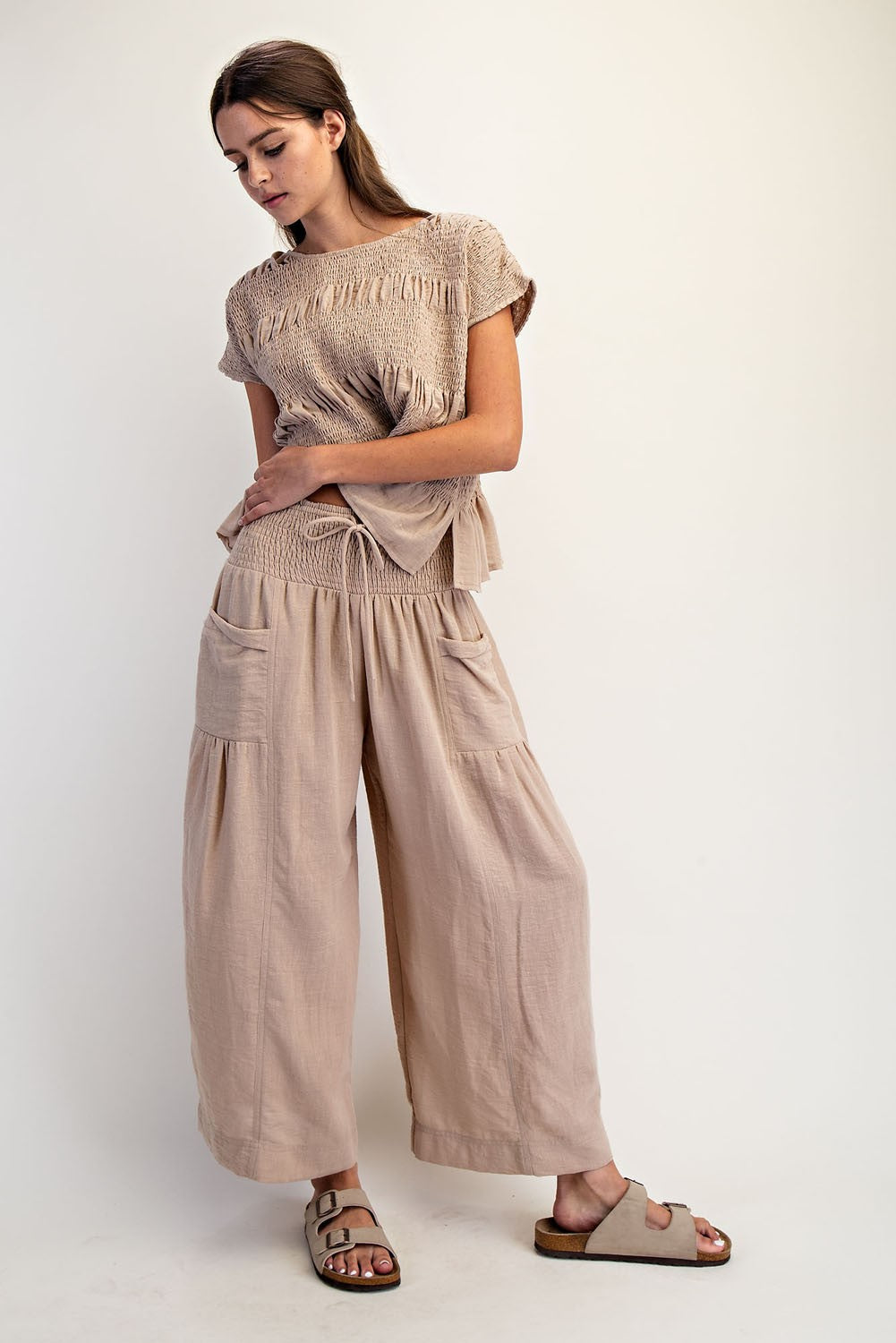 Baggy Wide Leg Cropped Pants in Taupe